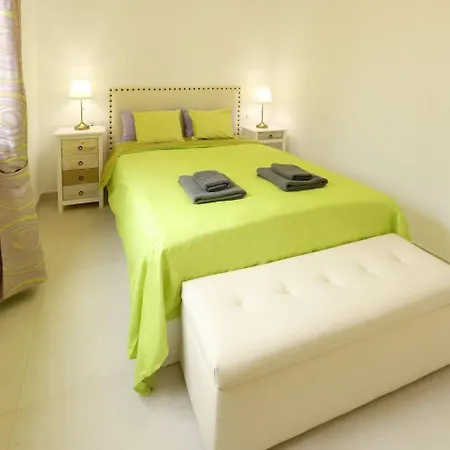 Tisalaya, 4 Bed Pdc Puerto del Carmen (Lanzarote)